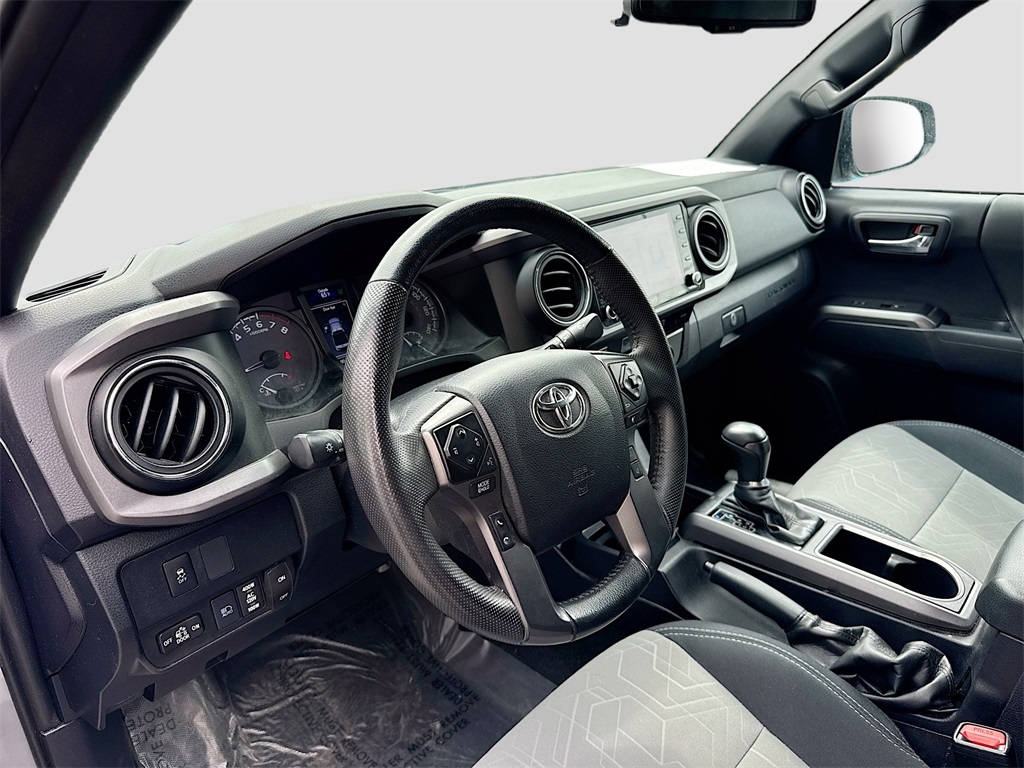 2021 Toyota Tacoma TRD Sport 4x4 photo 9