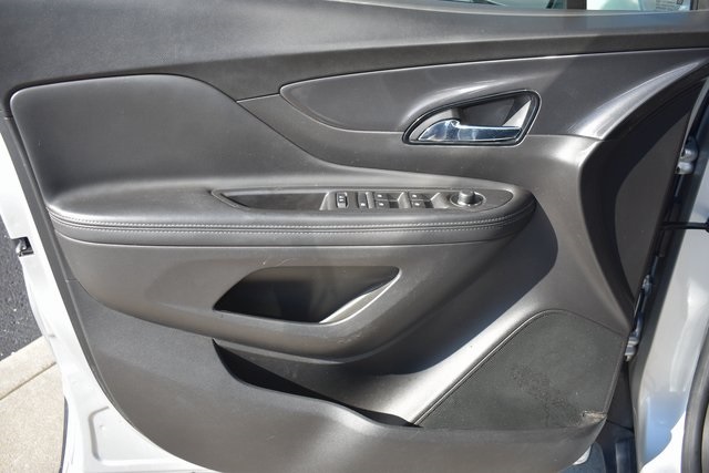 2020 Buick Encore Preferred photo 8