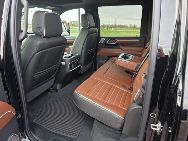 2026 GMC Sierra 3500HD Crew Cab, Long Bed, Denali Ultimate, 4WD