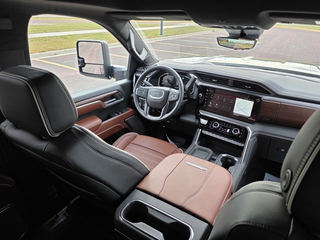 2026 GMC Sierra 3500HD Crew Cab, Long Bed, Denali Ultimate, 4WD