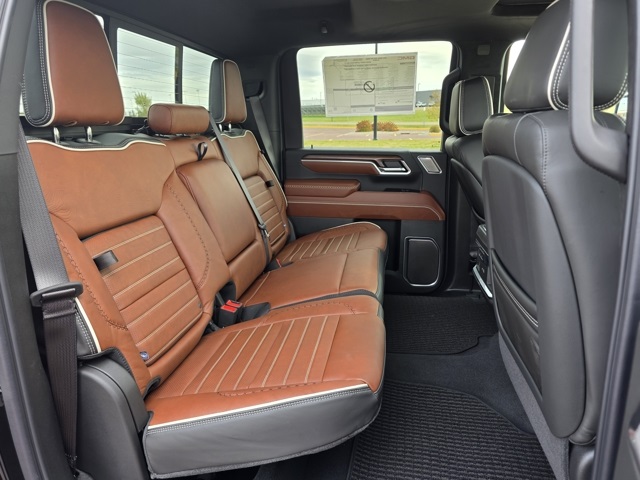 2026 GMC Sierra 3500HD Crew Cab, Long Bed, Denali Ultimate, 4WD