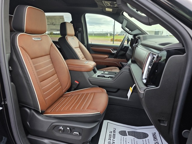 2026 GMC Sierra 3500HD Crew Cab, Long Bed, Denali Ultimate, 4WD