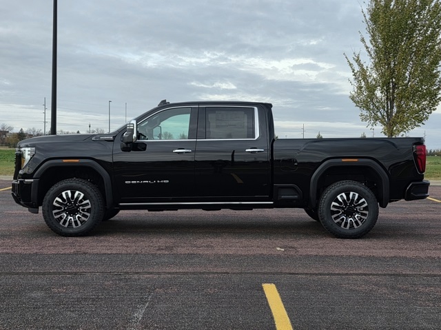 2026 GMC Sierra 3500HD Crew Cab, Long Bed, Denali Ultimate, 4WD