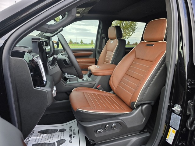 2026 GMC Sierra 3500HD Crew Cab, Long Bed, Denali Ultimate, 4WD