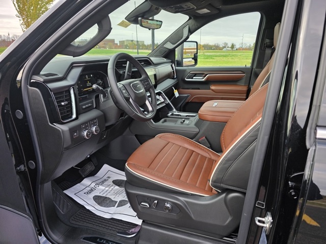 2026 GMC Sierra 3500HD Crew Cab, Long Bed, Denali Ultimate, 4WD