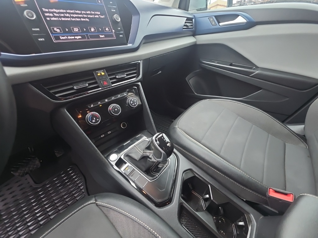 used 2023 Volkswagen Taos car