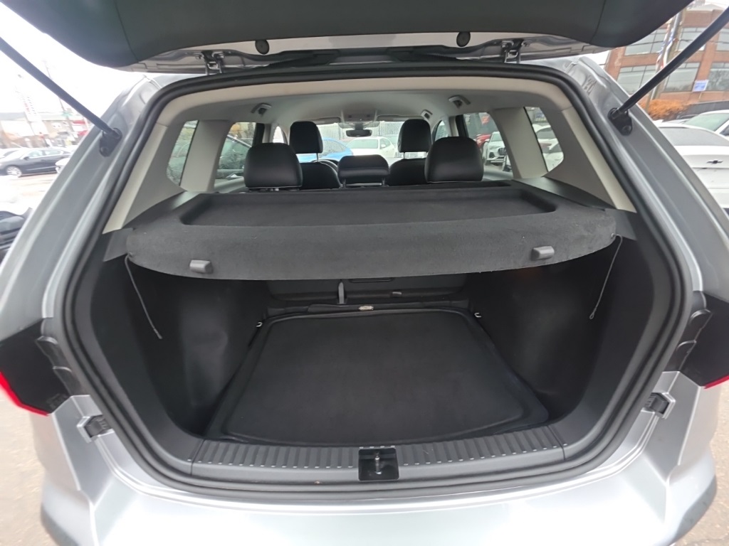 used 2023 Volkswagen Taos car