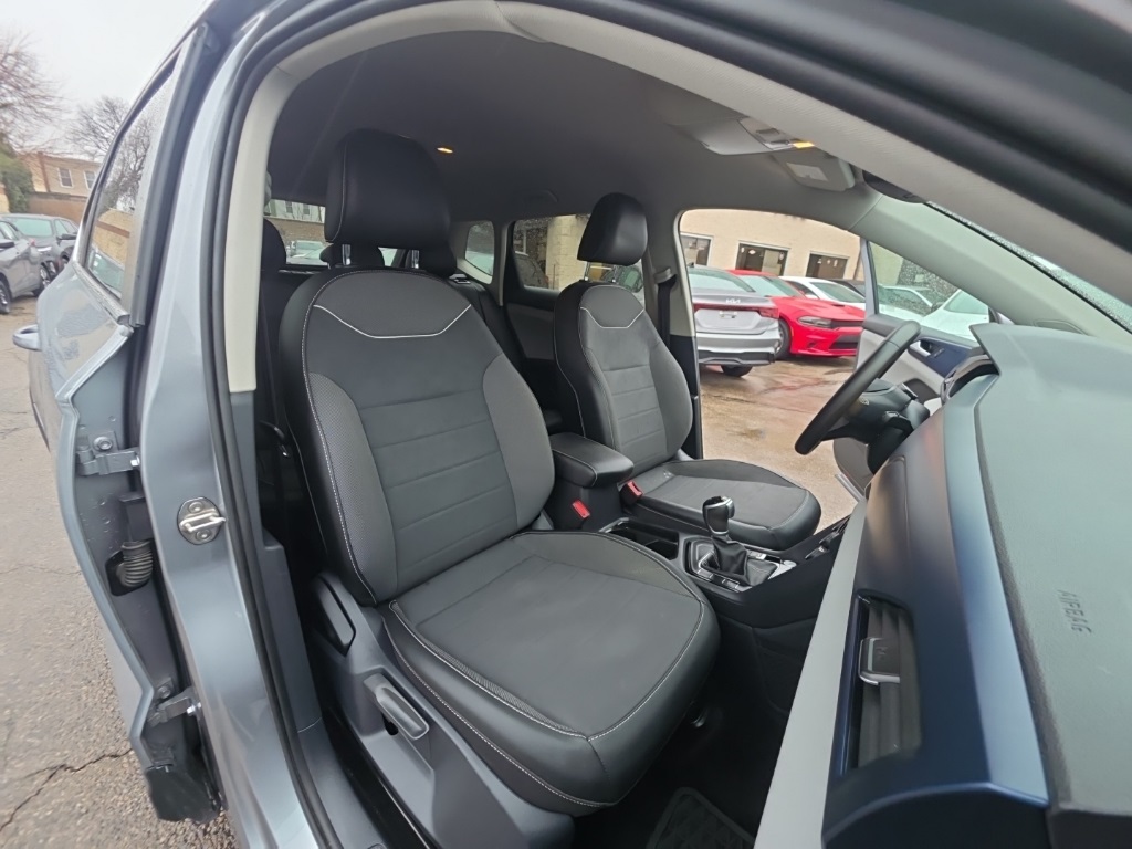 used 2023 Volkswagen Taos car