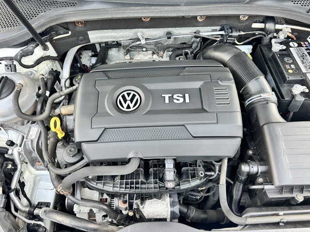 2017 Pure White Volkswagen Golf Wolfsburg FWD Hatchback