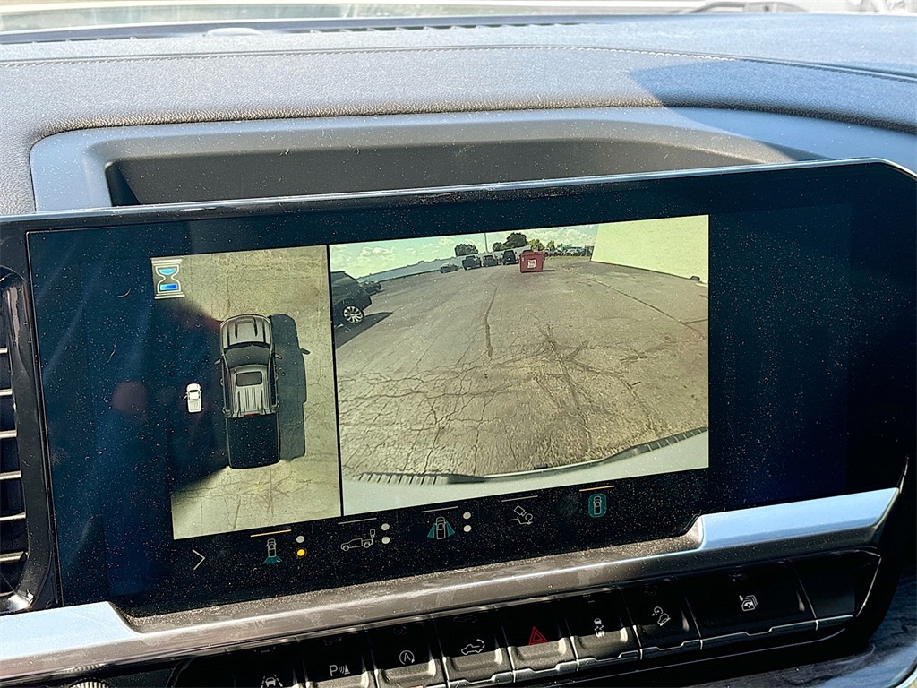 2022 Chevrolet Silverado 1500 LTZ photo 14
