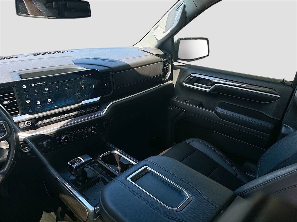 2022 Chevrolet Silverado 1500 LTZ photo 24