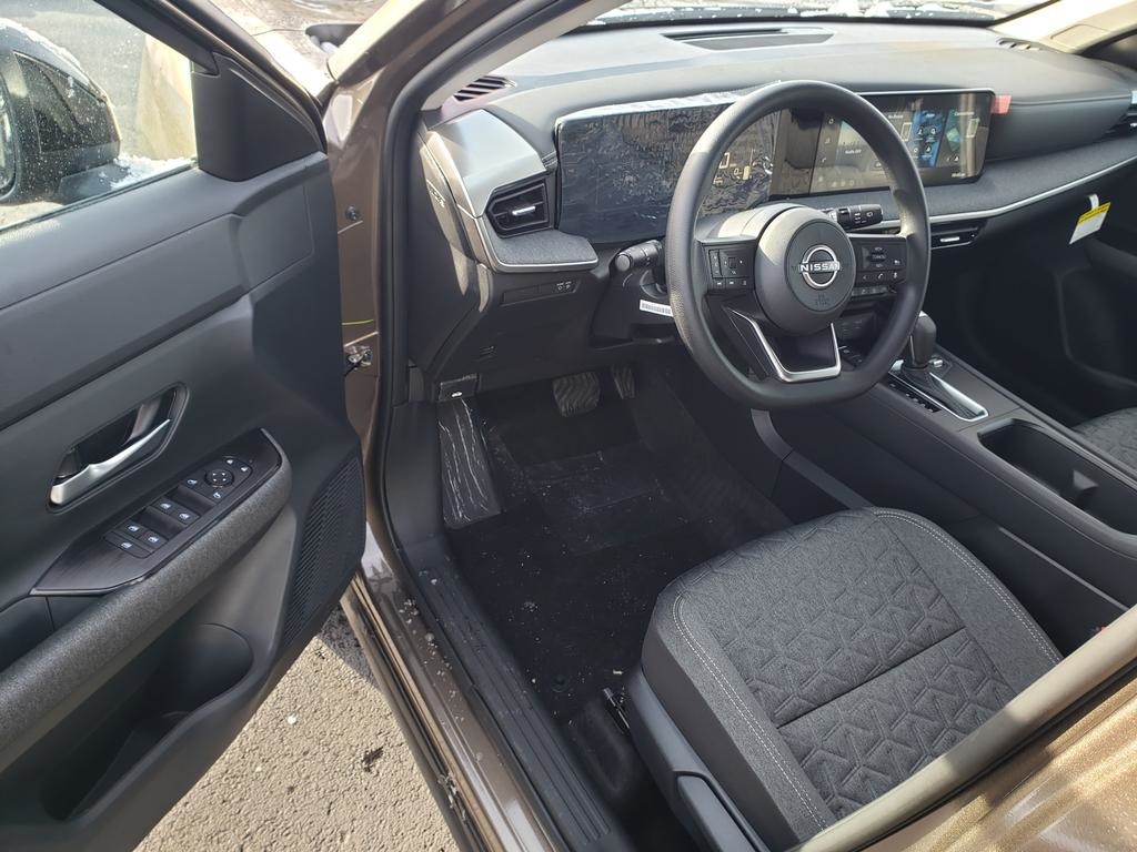 new 2026 Nissan Kicks car, priced at $25,923