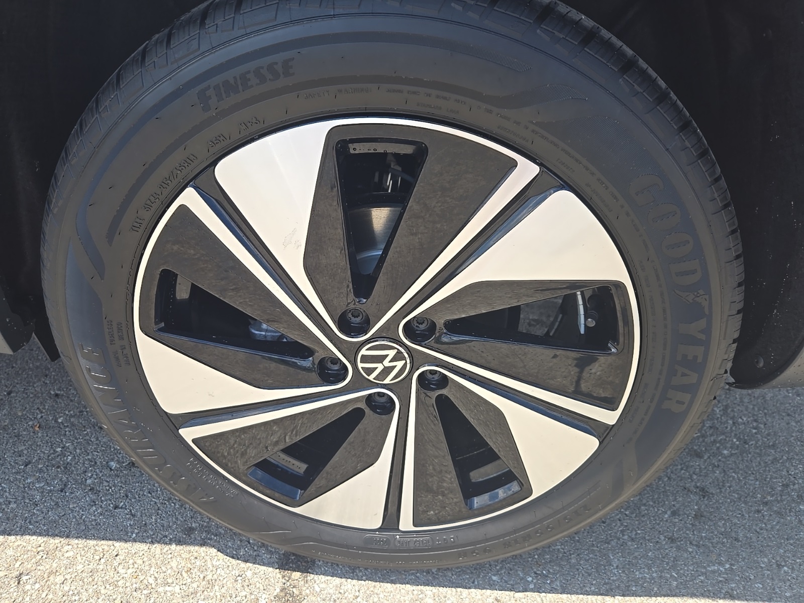 new 2025 Volkswagen Taos car, priced at $27,300