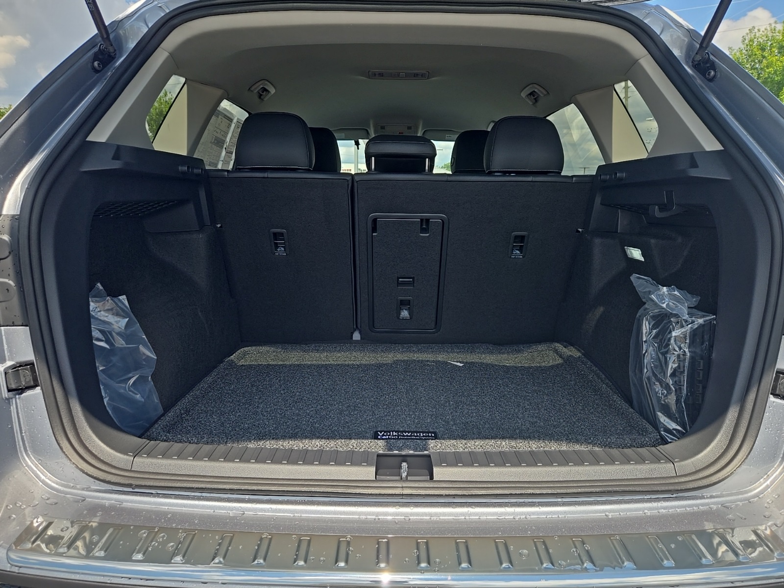 new 2025 Volkswagen Taos car, priced at $27,300