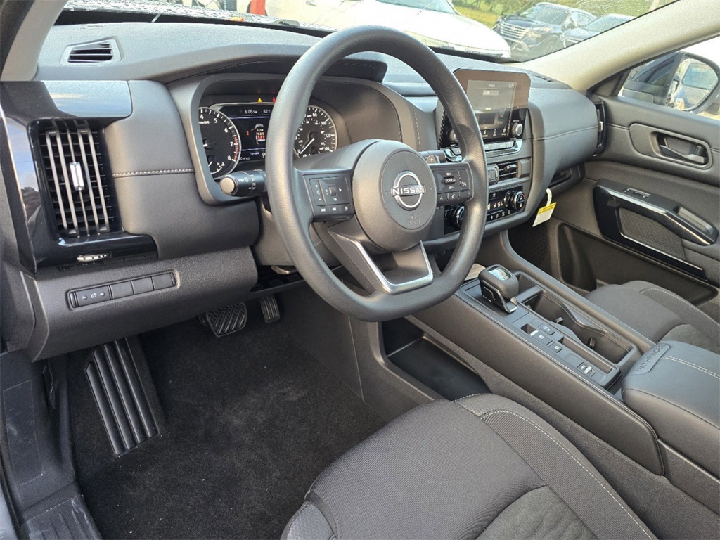 new 2025 Nissan Pathfinder car, priced at $30,477