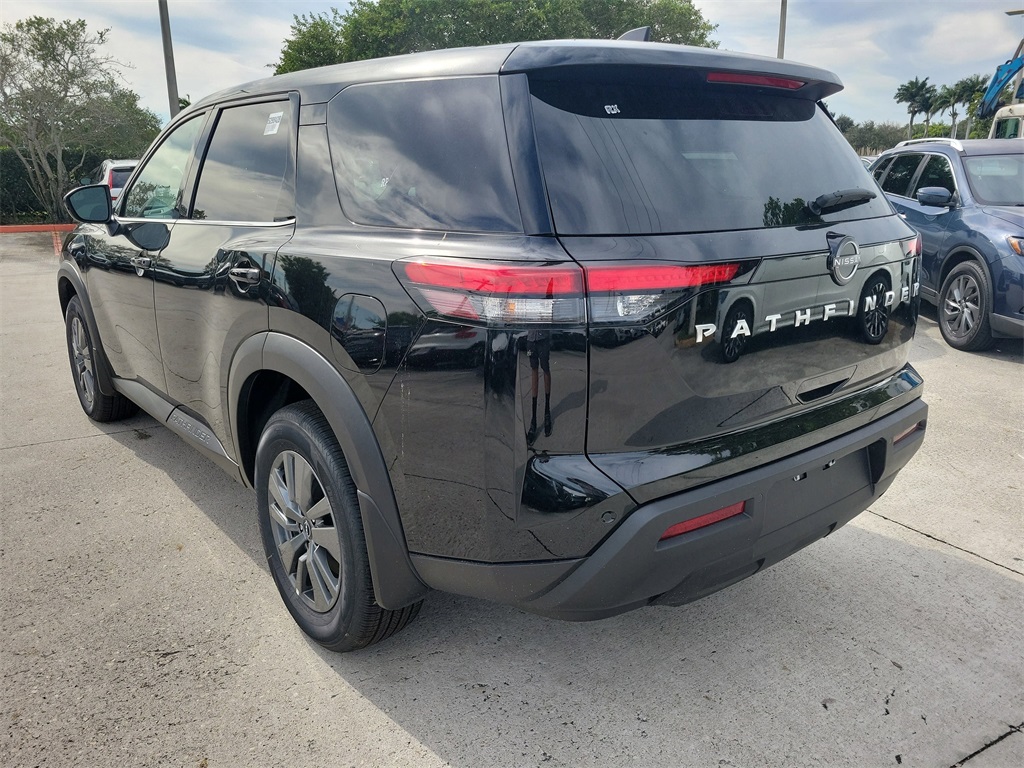 new 2025 Nissan Pathfinder car, priced at $30,477
