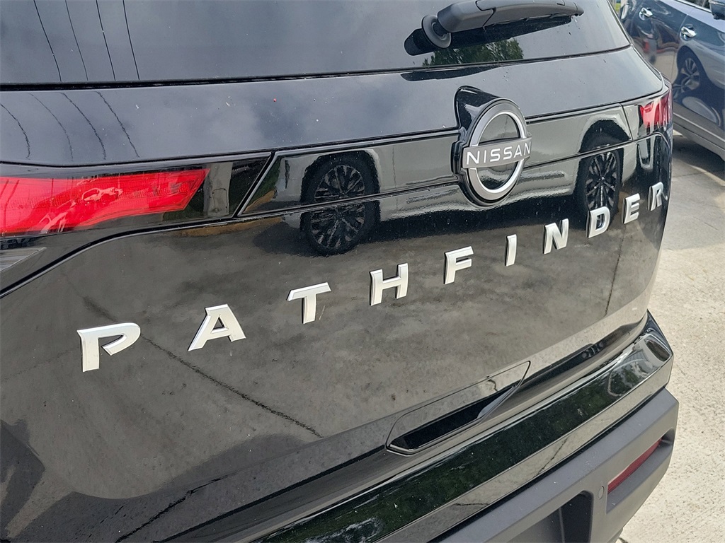 new 2025 Nissan Pathfinder car, priced at $30,477