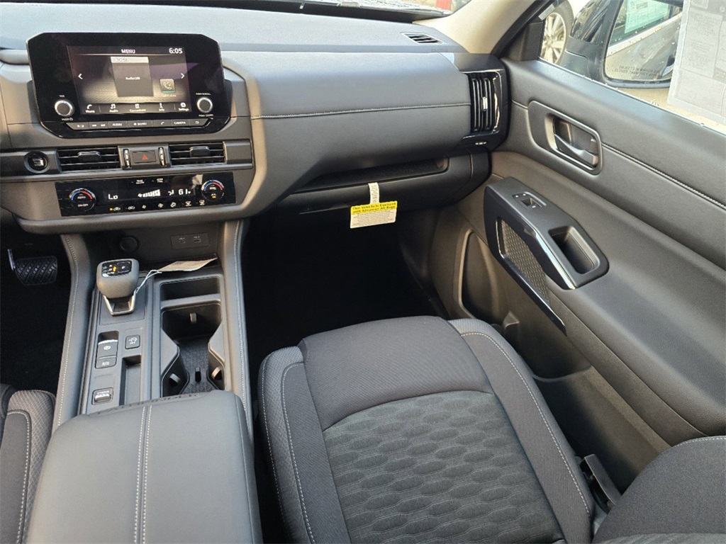 new 2025 Nissan Pathfinder car, priced at $30,477