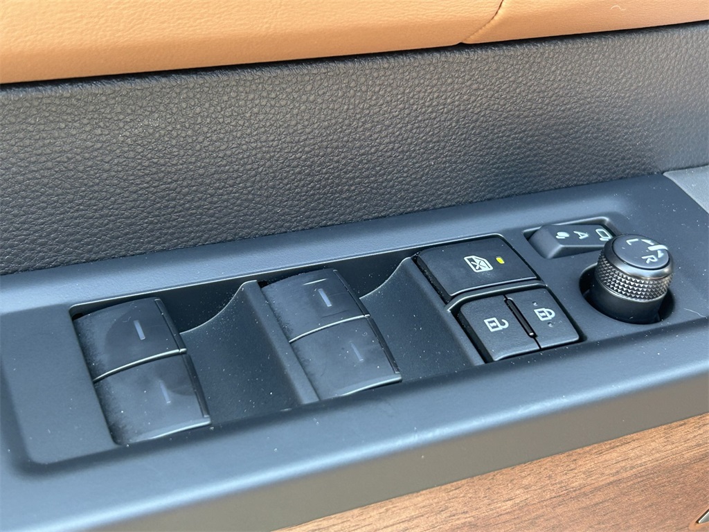 2026 Toyota Tundra 1794 Edition photo 13