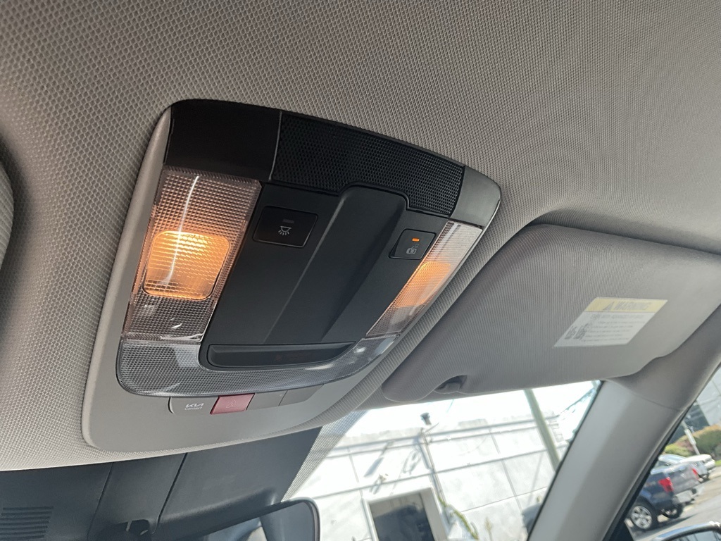 2025 Kia Sorento S photo 20
