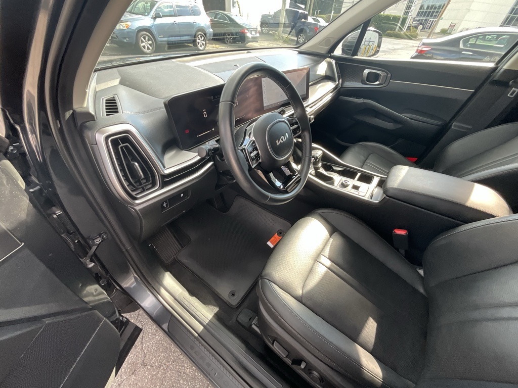 2025 Kia Sorento S photo 7