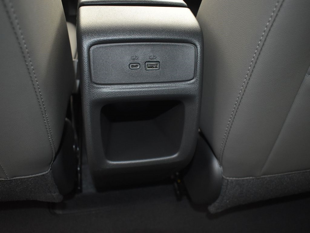 2025 Summit White Chevrolet Trax ACTIV FWD SUV