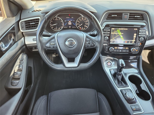 2017 Nissan Maxima S photo 25