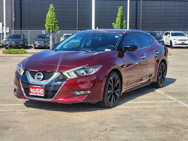 2017 Nissan Maxima S photo 2