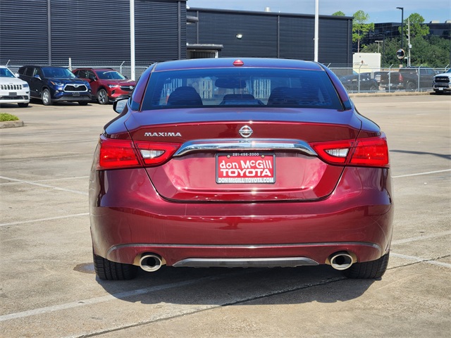 2017 Nissan Maxima S photo 5