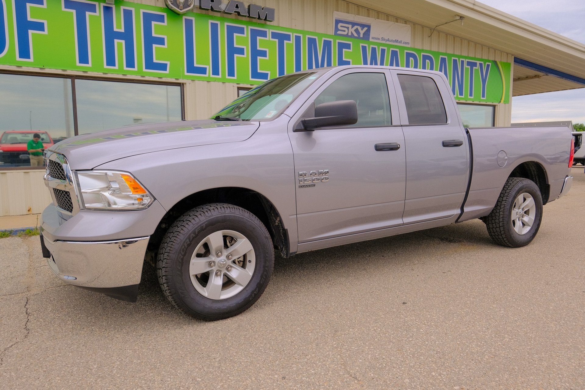 Used 2020 RAM Ram 1500 Classic Tradesman with VIN 1C6RR6FGXLS150198 for sale in Center Point, IA