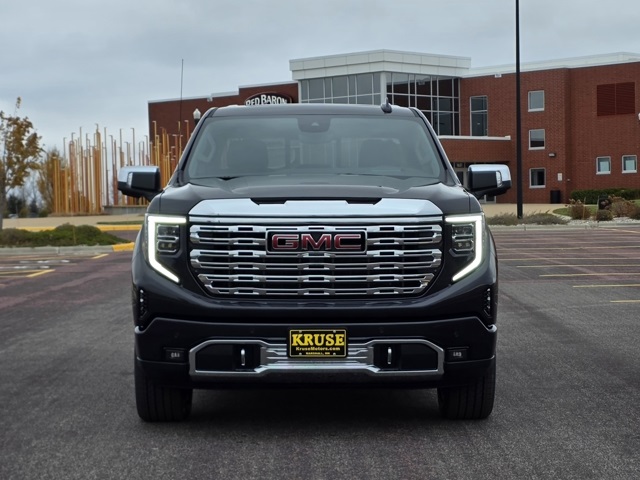 2026 GMC Sierra 1500 Crew Cab, Standard Bed, Denali, 4WD