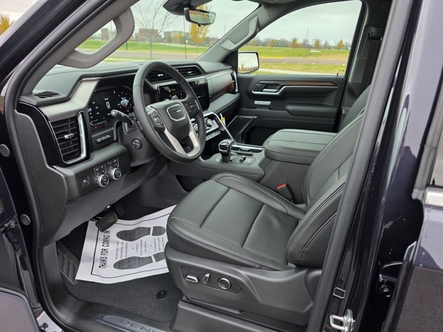 2026 GMC Sierra 1500 Crew Cab, Standard Bed, Denali, 4WD