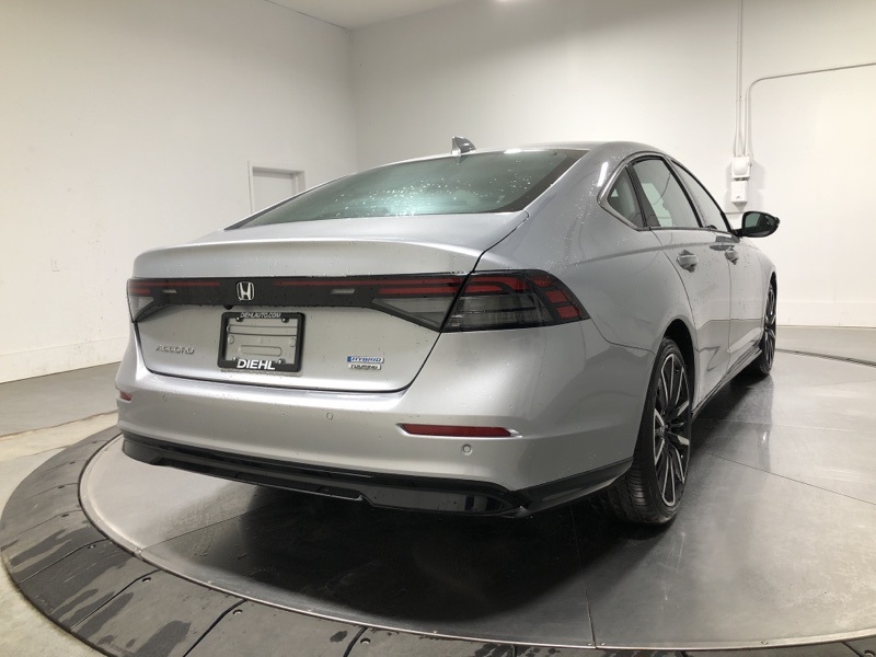 2025 Honda Accord Hybrid Touring photo 5