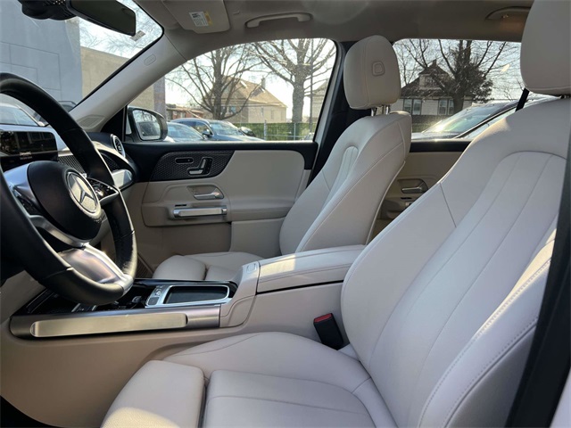 used 2025 Mercedes-Benz GLB car, priced at $48,483