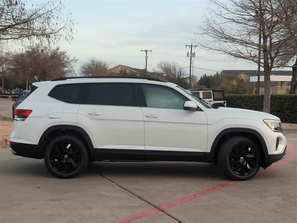 new 2026 Volkswagen Atlas car, priced at $44,220