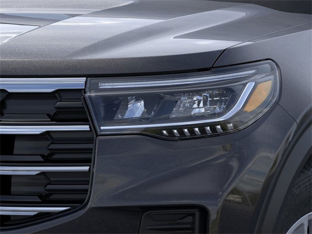 2025 Ford Explorer photo 13