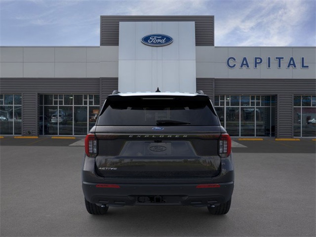 2025 Ford Explorer photo 3