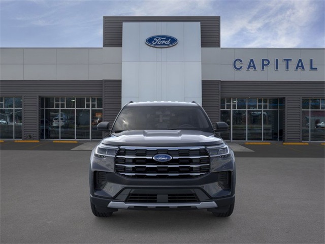2025 Ford Explorer photo 4