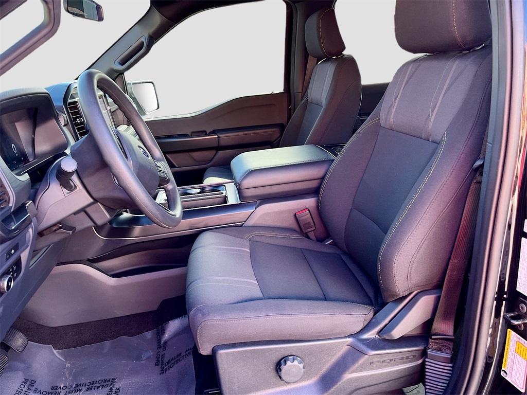 2025 Ford F-150 STX photo 19