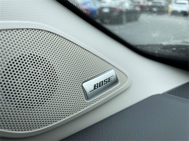 2025 Nissan Pathfinder Platinum photo 16