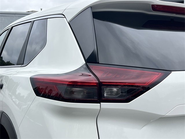 2024 Glacier White Nissan Rogue S FWD SUV