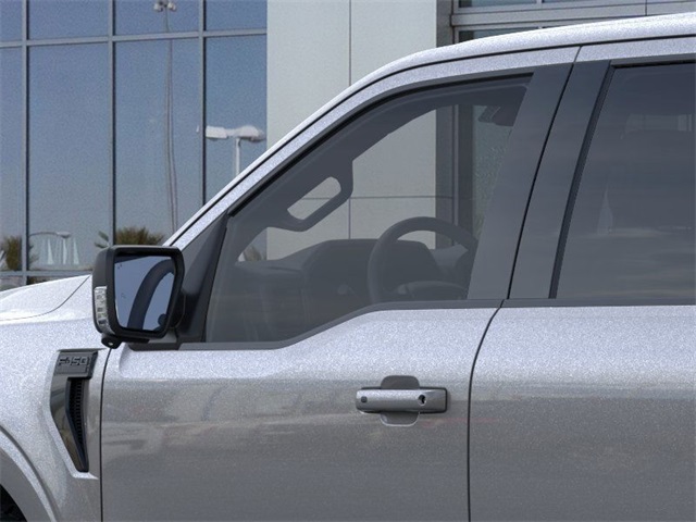 New 2025 Ford F-150 XLT 4D SuperCrew