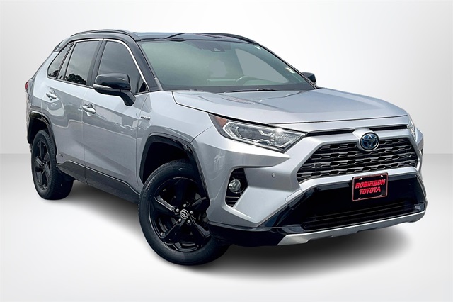 2019 Toyota RAV4 XSE's photo
