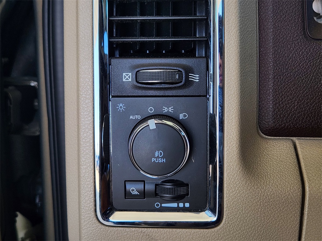 2015 Ram 1500 Laramie Longhorn photo 17