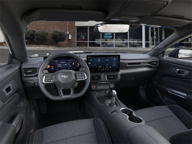 2025 Ford Mustang EcoBoost photo 3