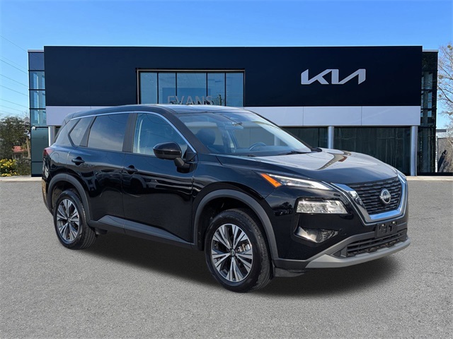 2023 Nissan Rogue SV's photo