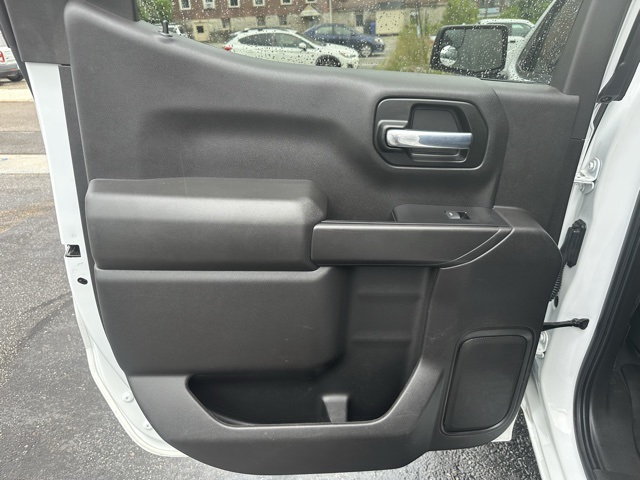 2021 Summit White Chevrolet Silverado 1500 Custom 4X4 Truck