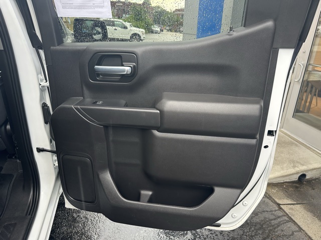 2021 Summit White Chevrolet Silverado 1500 Custom 4X4 Truck