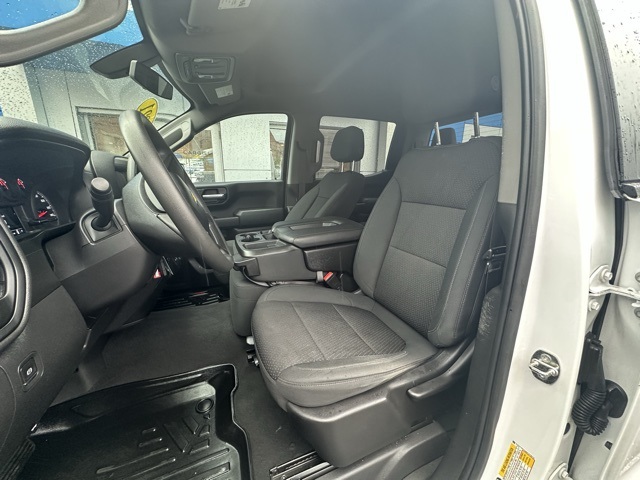 2021 Summit White Chevrolet Silverado 1500 Custom 4X4 Truck