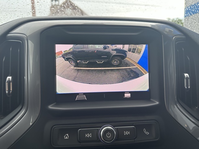 2021 Summit White Chevrolet Silverado 1500 Custom 4X4 Truck
